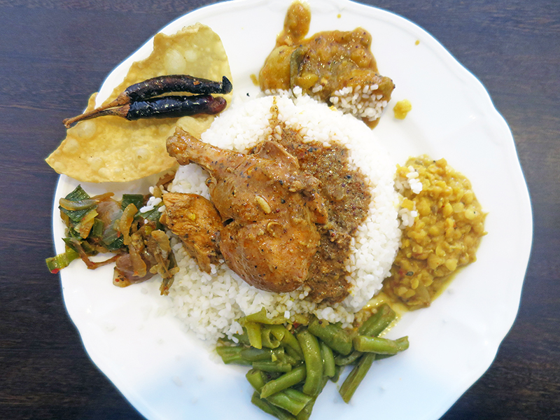 Das Nationalgericht der Insel ist Rice and Curry.