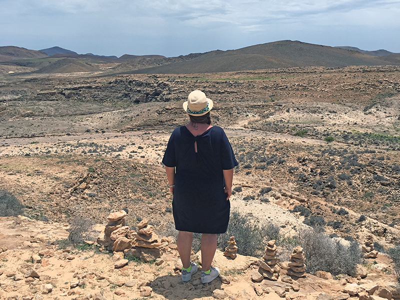 TUI-Bloggerin Jasmin Kreulitsch genießt den Blick auf den „Grand Canyon“.