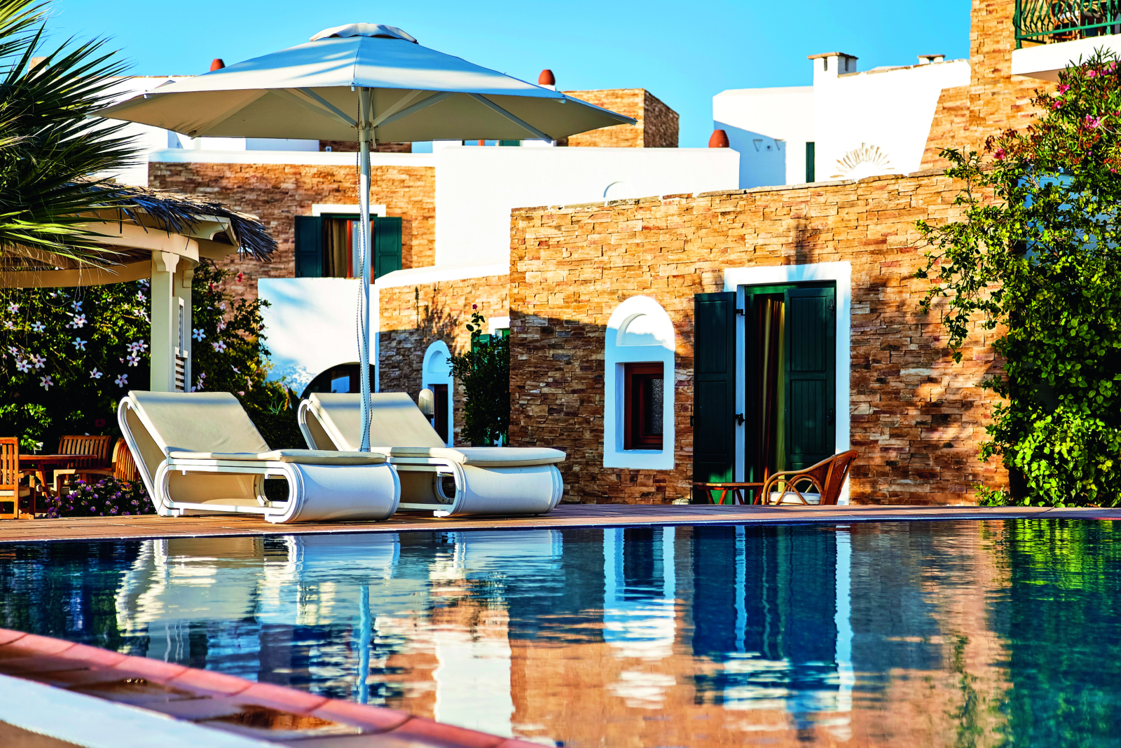 Naxos Hotel Galaxy Pool Liegen