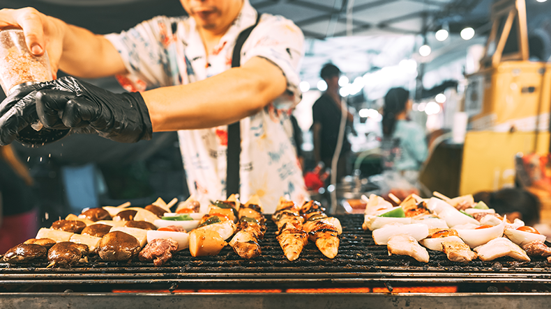 Nachtmarkt in Chiang Mai, Thailand