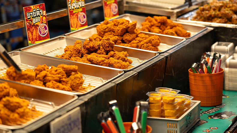 Nachtmarkt in Chiang Rai, Thailand