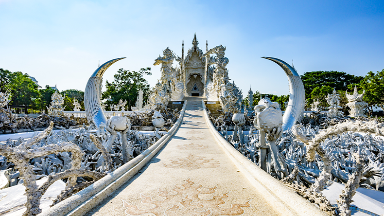 Wat Rong Khun in Chiang Rai, Thailand