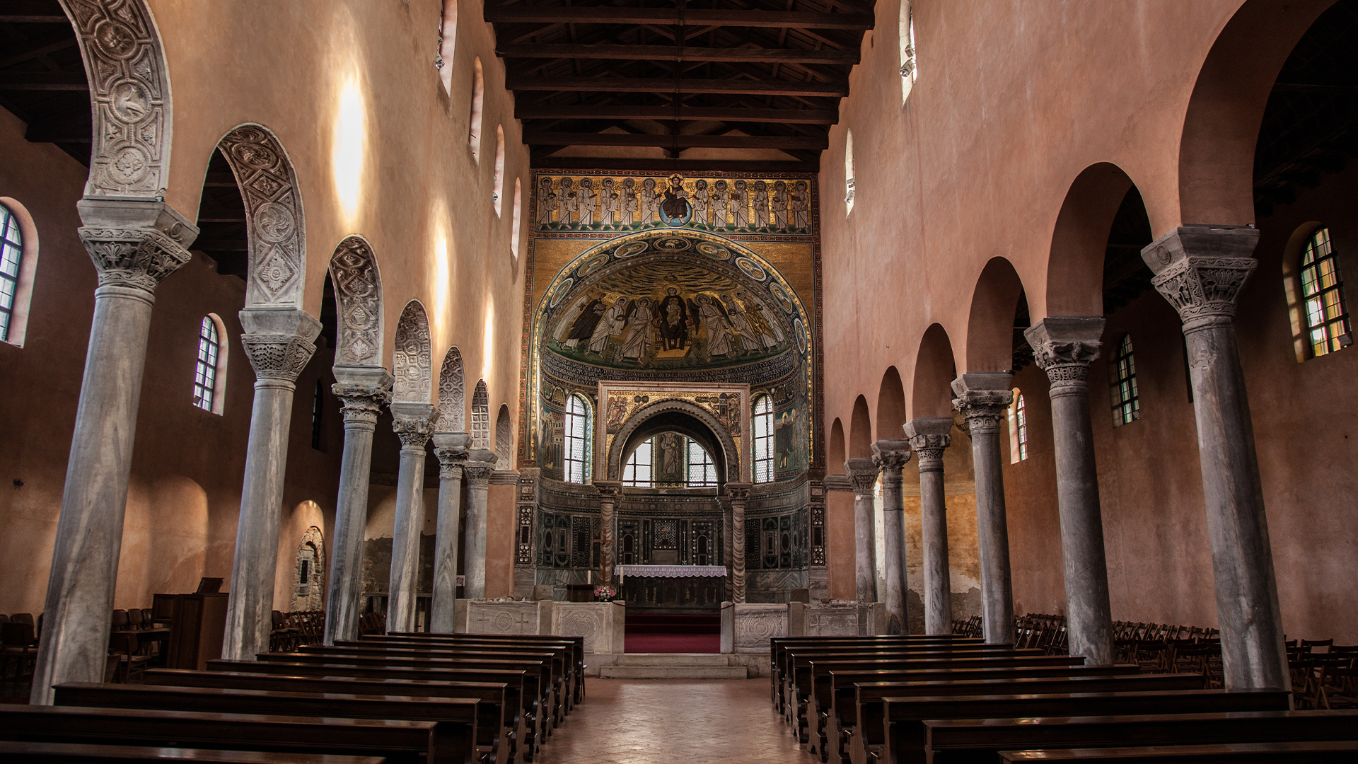 Euphrasius-Basilika von innen